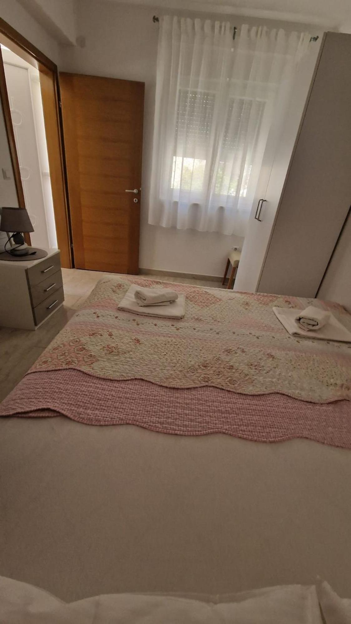 Apartmani Butigan-Tiha Luka Неум Екстер'єр фото