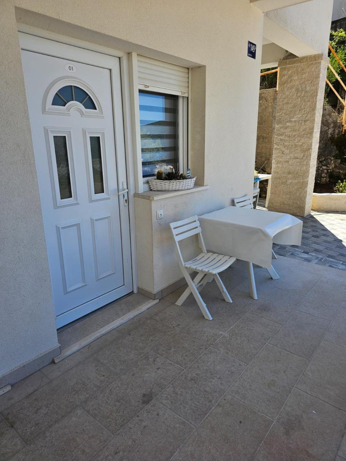 Apartmani Butigan-Tiha Luka Неум Екстер'єр фото