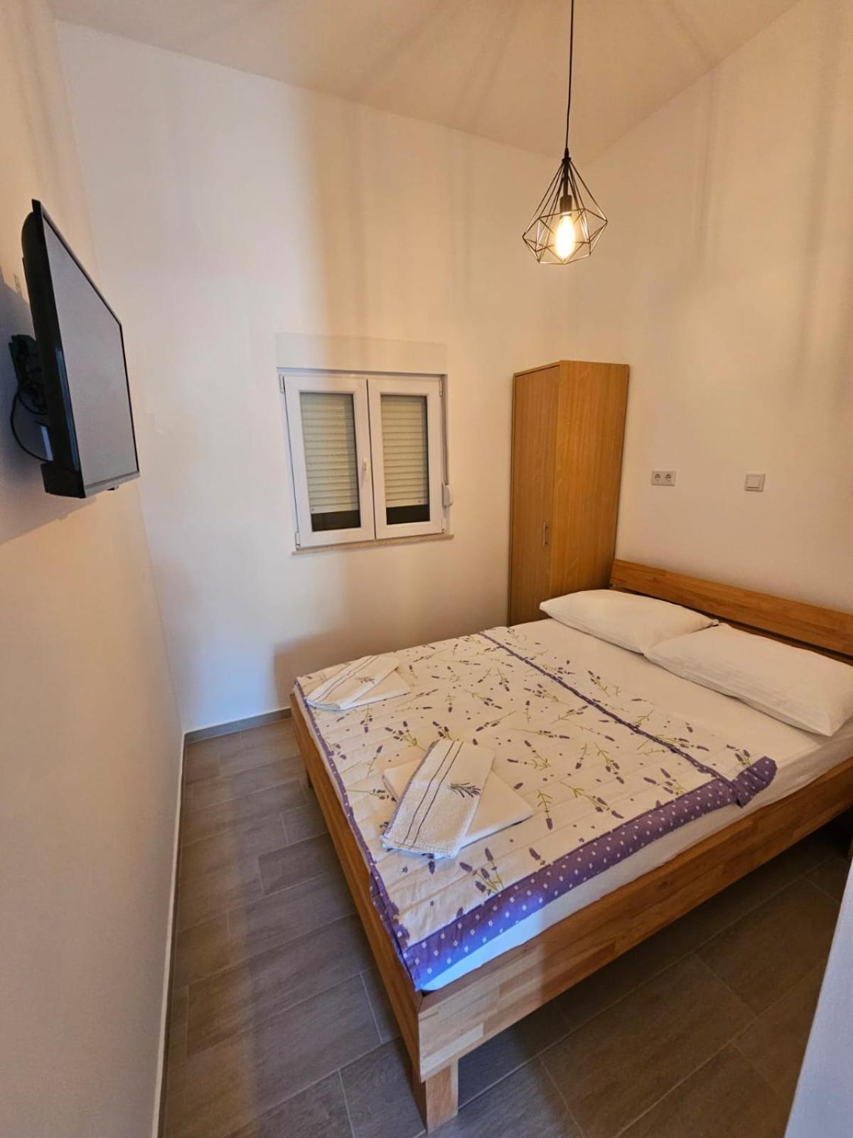 Apartmani Butigan-Tiha Luka Неум Екстер'єр фото